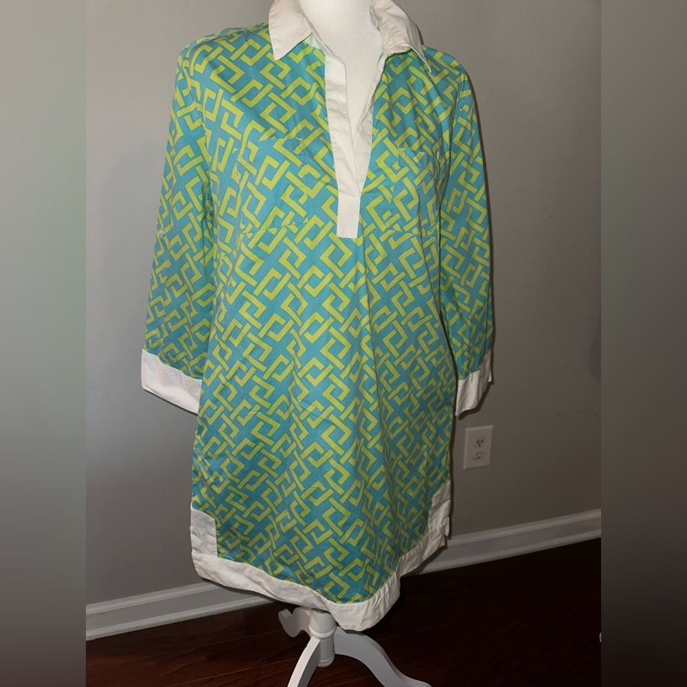 Abstract Patterned mini dress contemporary white collard dress green and blue 10